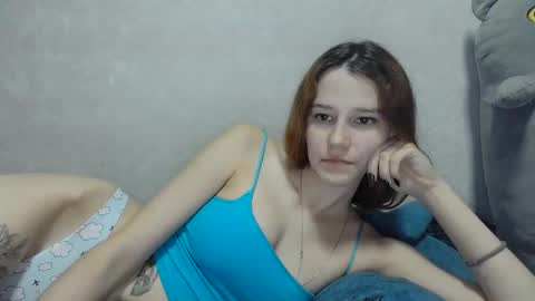 Snapshot of mellisamaxwell chatting on December 7, 2:02 pm Mellisa online show from December 7, 2:02 pm