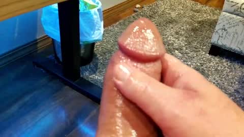 mellomike online show from April 7, 9:26 pm