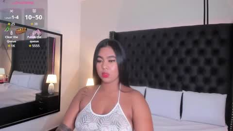 Snapshot of meloddy_parkerr_ chatting on September 30, 4:50 am MELODDY PARKERR online show from September 30, 4:50 am