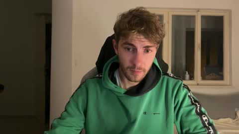 Snapshot of melodicass chatting on October 21, 11:27 pm Melodicass online show from October 21, 11:27 pm