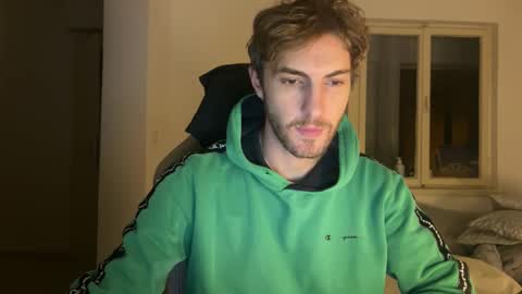 Snapshot of melodicass chatting on November 23, 12:32 am Melodicass online show from November 23, 12:32 am