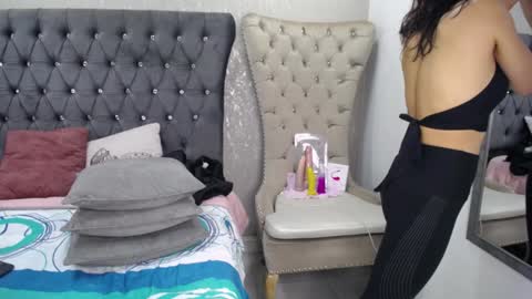 Melodi online show from January 31, 1:23 pm