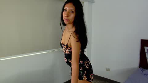 Snapshot of melody24_ chatting on December 12, 2:22 pm melody24_ online show from December 12, 2:22 pm