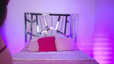    online show from September 18, 5:48 pm