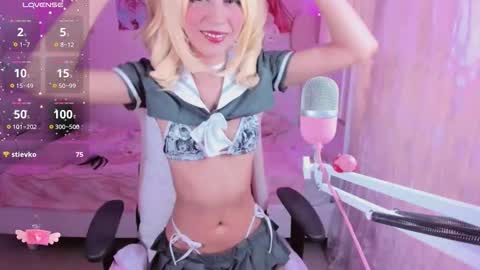 Elizabeth online show from March 4, 9:43 pm