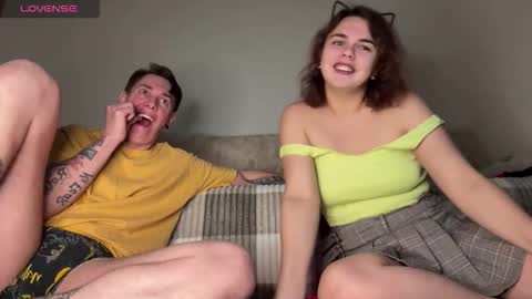 Snapshot of melody_song chatting on November 22, 10:36 am melody_song online show from November 22, 10:36 am