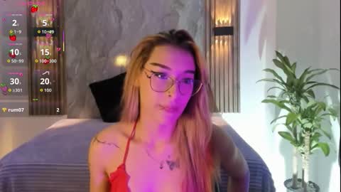 melodylanee online show from November 8, 11:10 am