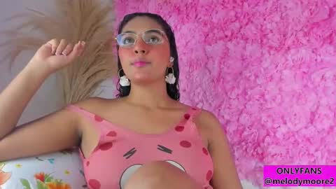 Melody online show from November 6, 10:43 pm