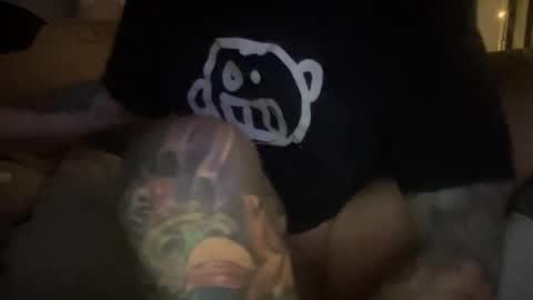 Snapshot of melt13 chatting on February 10, 1:24 am melt13 online show from February 10, 1:24 am