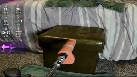 Snapshot of memphisdatwink chatting on October 8, 7:22 pm slimthug online show from October 8, 7:22 pm