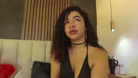 Snapshot of memphiswilliams chatting on February 17, 1:58 am Memphis Williams online show from February 17, 1:58 am
