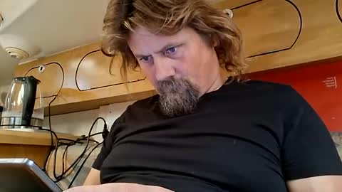 Snapshot of men10_12_1983 chatting on September 26, 7:01 am men10_12_1983 online show from September 26, 7:01 am