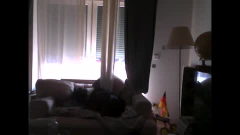 Snapshot of menace2dennis chatting on May 29, 6:33 am Dennis2Menace online show from May 29, 6:33 am