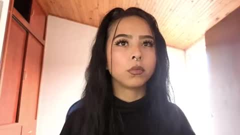 Menca of your love online show from November 26, 4:19 pm