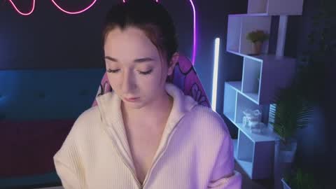 Mencialo online show from December 3, 1:41 am