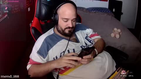 Snapshot of menditeta chatting on October 26, 9:53 pm menditeta online show from October 26, 9:53 pm