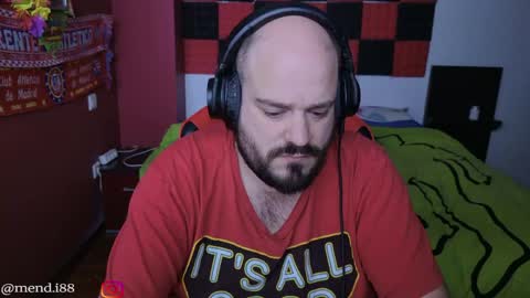 menditeta online show from April 2, 9:23 pm