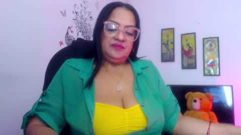 Snapshot of menfismuller1 chatting on October 20, 3:45 pm menfismuller online show from October 20, 3:45 pm