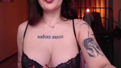 Amy Meow online show from December 19, 6:34 pm