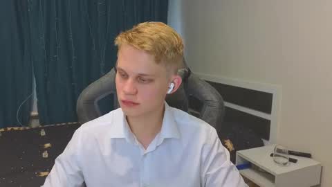 Mickey online show from November 11, 10:15 am