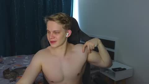 Mickey online show from March 8, 5:00 am