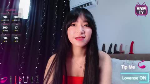Snapshot of meowkami chatting on September 19, 12:23 am meowkami online show from September 19, 12:23 am
