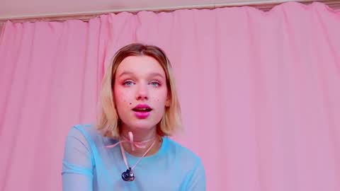 Lilu online show from February 20, 3:36 am