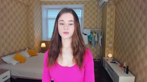 Julie online show from October 10, 9:08 am