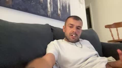 Mercedes190d online show from March 1, 4:25 am