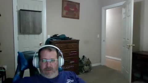 Snapshot of mercer1977 chatting on November 6, 3:57 pm mercer1977 online show from November 6, 3:57 pm