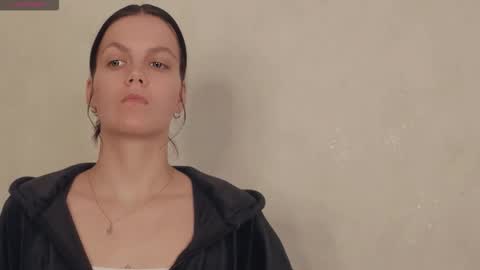 Snapshot of mercymanrriquez chatting on March 4, 7:36 am Miya online show from March 4, 7:36 am