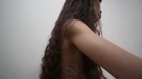 meriannabell online show from December 4, 12:47 pm