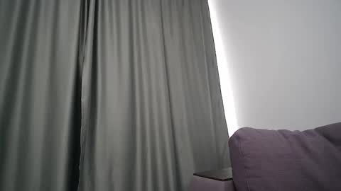 meriannabell online show from February 15, 4:09 am