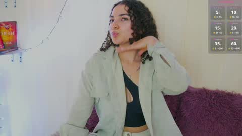 Merida Bell online show from December 9, 12:34 am