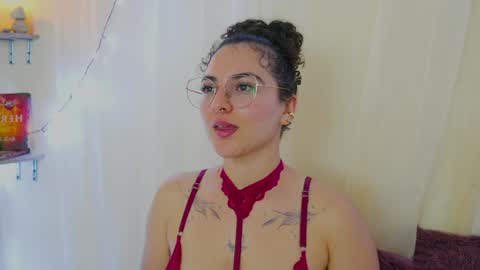 Merida Bell online show from December 19, 2:12 am