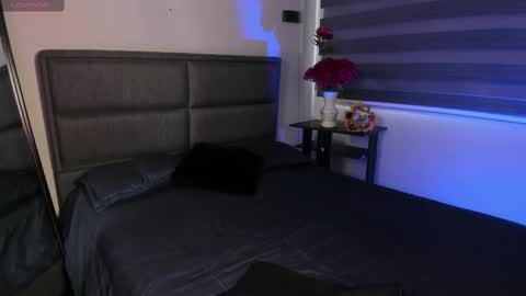 Snapshot of merida_taylor_ chatting on March 10, 12:59 pm Merida online show from March 10, 12:59 pm