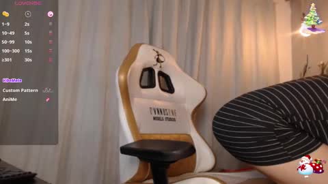 Snapshot of meriiiidaa chatting on November 29, 3:20 am meriiiidaa online show from November 29, 3:20 am