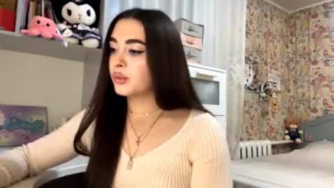 Enni online show from November 26, 5:25 pm