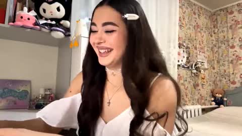 Enni online show from December 2, 6:03 pm