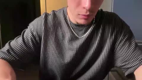 Snapshot of merlin07299 chatting on October 2, 11:34 pm merlin07299 online show from October 2, 11:34 pm