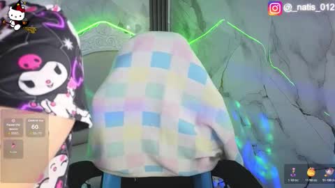 Snapshot of merloth_sub chatting on October 28, 3:21 am Merloth online show from October 28, 3:21 am