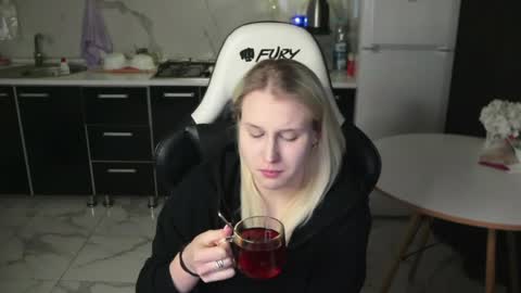 Merty online show from April 22, 9:16 pm