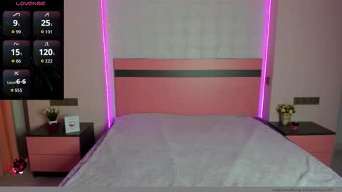 merymidnight online show from September 12, 5:18 am