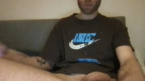 Snapshot of messageme11 chatting on January 30, 9:47 pm messageme11 online show from January 30, 9:47 pm