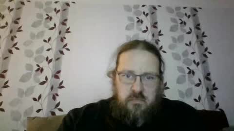 Snapshot of metallbuddy chatting on December 8, 7:54 pm ask me online show from December 8, 7:54 pm