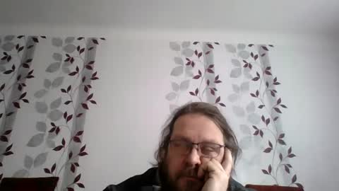 Snapshot of metallbuddy chatting on December 27, 10:45 am ask me online show from December 27, 10:45 am