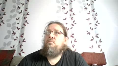 Snapshot of metallbuddy chatting on January 1, 10:54 am ask me online show from January 1, 10:54 am