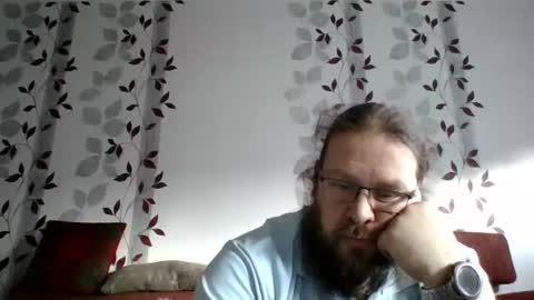 Snapshot of metallbuddy chatting on January 7, 8:03 am ask me online show from January 7, 8:03 am