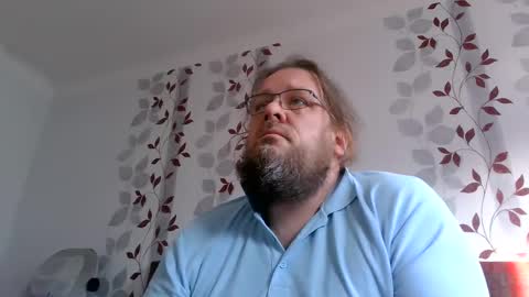 Snapshot of metallbuddy chatting on January 20, 9:13 am ask me online show from January 20, 9:13 am