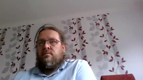 Snapshot of metallbuddy chatting on February 6, 11:21 am ask me online show from February 6, 11:21 am